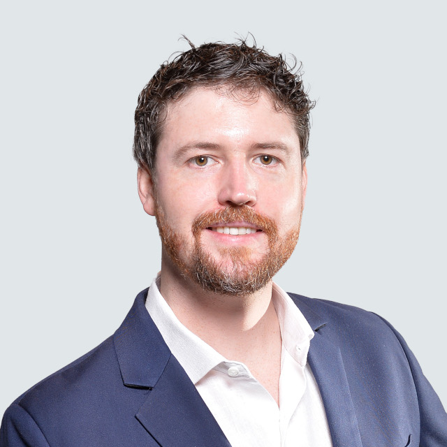 Co-Executive Director (LNM) & Founder and CEO 5-SLN